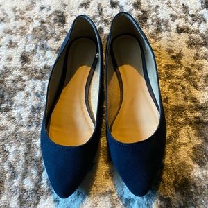 Size 8 old navy flats